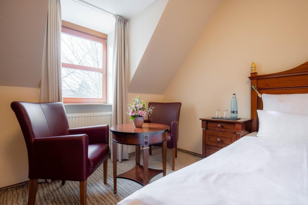 Hotel Engel Hamburg-Harburg Exteriör bild