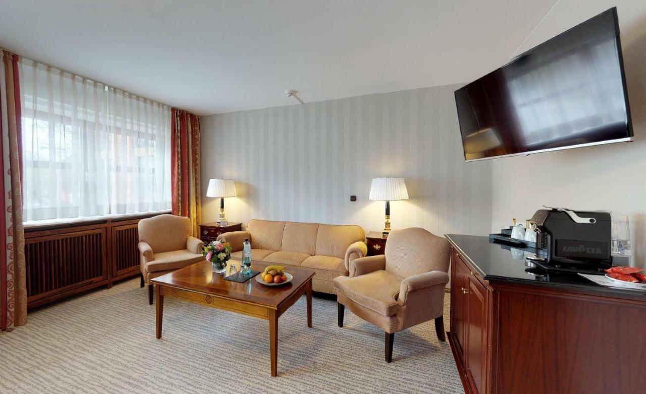 Hotel Engel Hamburg-Harburg Exteriör bild